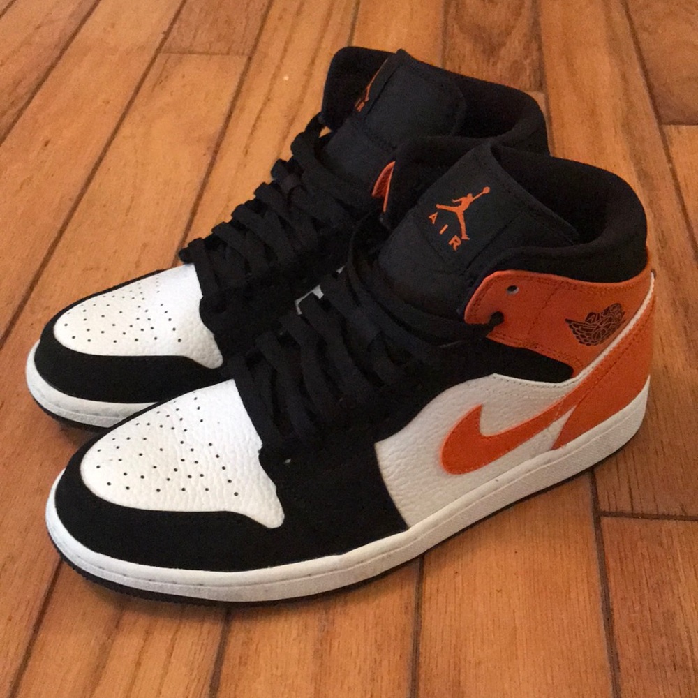 Jordan 1 Mid Shattered Backboard
